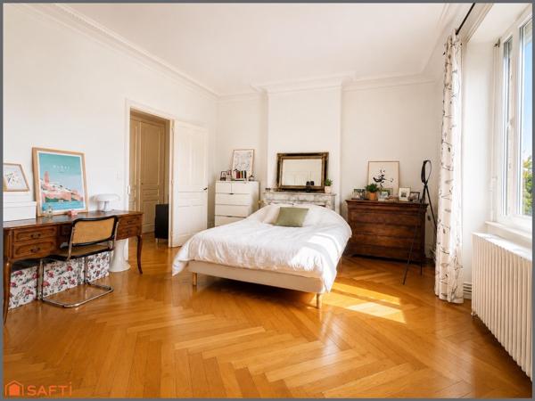Superbe appartement haussmannien de 185m2