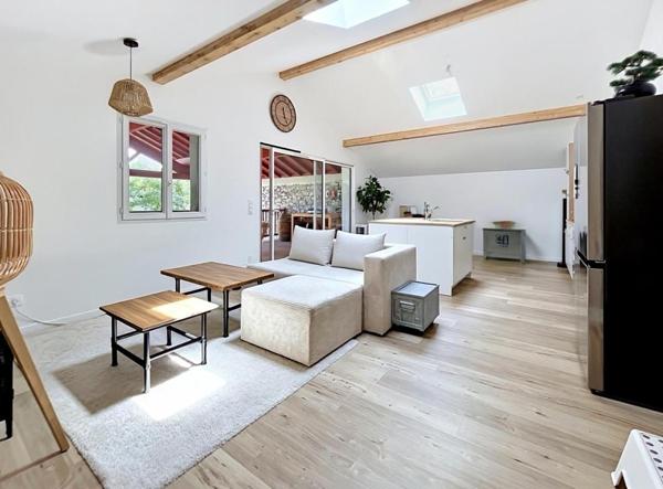 Urrugne, Appartement rénové 109m2 avec terrasse et parking