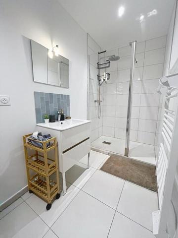 Urrugne, Appartement rénové 109m2 avec terrasse et parking
