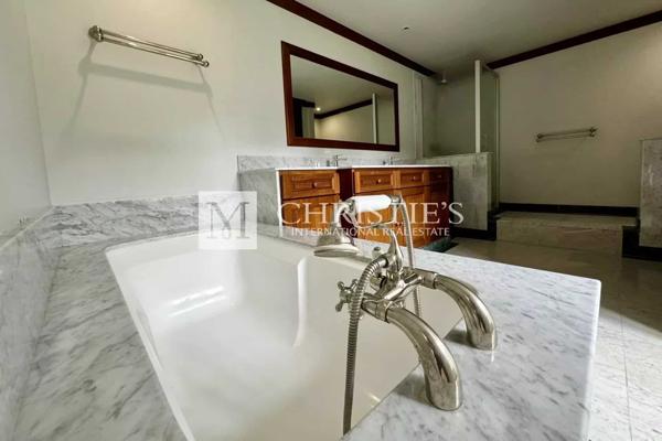 Logis du 16e siècle entièrement rénové avec dépendances et gîte près d’Angoulême