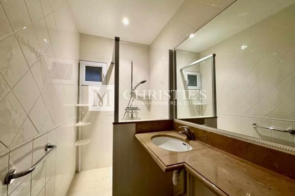 Logis du 16e siècle entièrement rénové avec dépendances et gîte près d’Angoulême