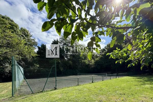 Logis du 16e siècle entièrement rénové avec dépendances et gîte près d’Angoulême