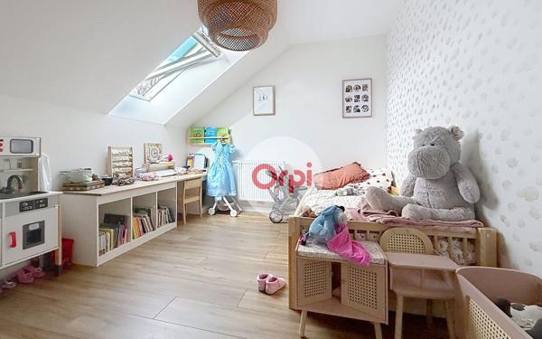 Maison à vendre    4 pièces •  Theix