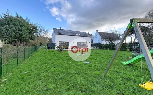 Maison à vendre    4 pièces •  Theix