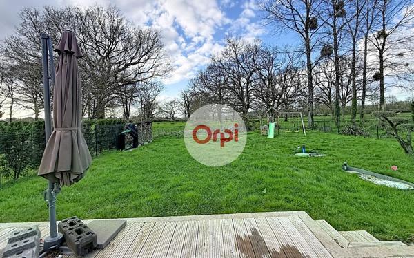 Maison à vendre    4 pièces •  Theix