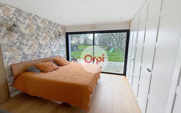 Maison à vendre    4 pièces •  Theix