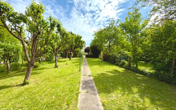 Maison à vendre    5 pièces • 102,43 m2 Épinay-sur-Seine