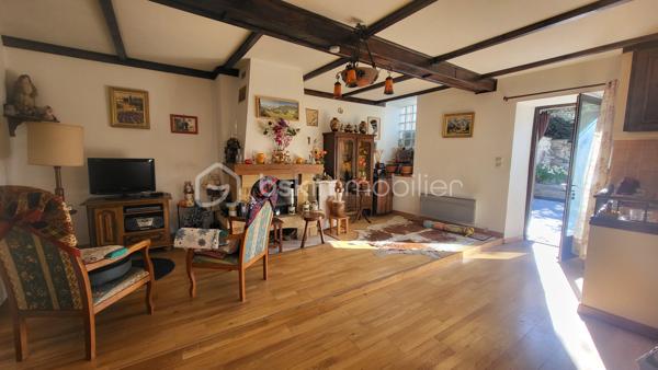 Maison traditionnelle de 275 m²