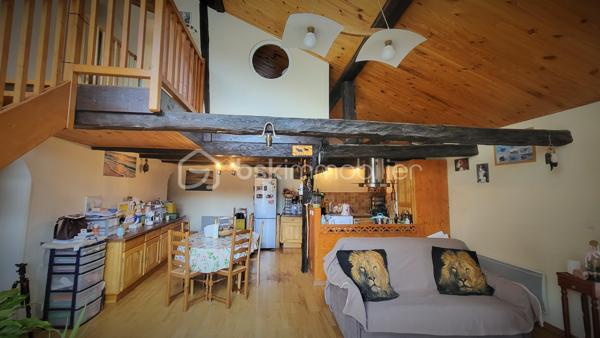 Maison traditionnelle de 275 m²