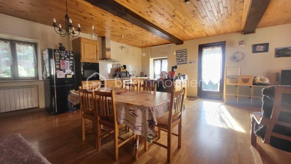 Maison traditionnelle de 275 m²