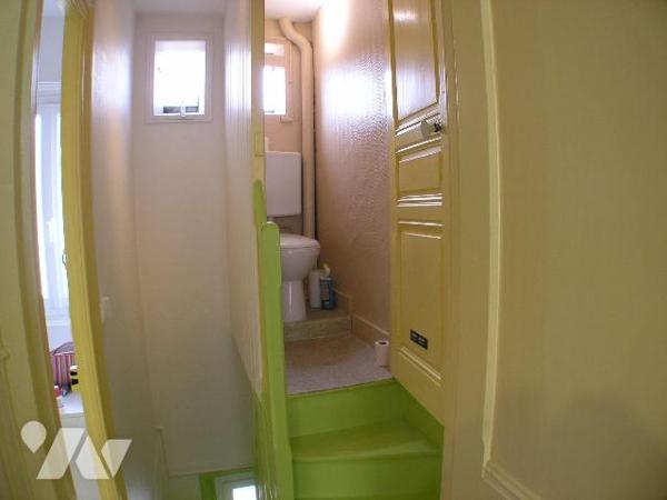 Quartier des cordiers jolie Maison de ville vendu meublée et comprenant au rez-de-chaussée : sé...