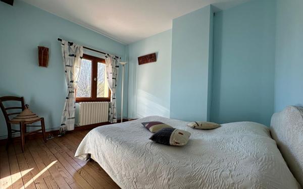 Maison à vendre    7 pièces •  Saintes