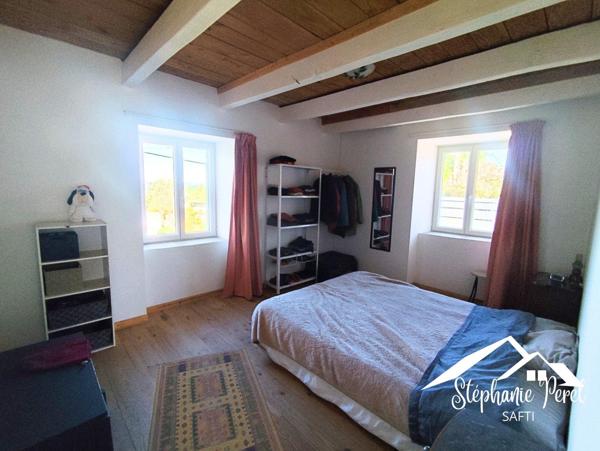 Charmante maison rénovée de 120 m² avec terrain de 1171 m² et grange