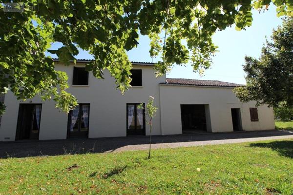 Maison à vendre à Brizambourg en Charente-Maritime (17770), ref : 17111-614