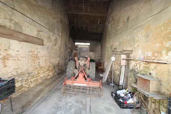 Maison à vendre à Brizambourg en Charente-Maritime (17770), ref : 17111-614