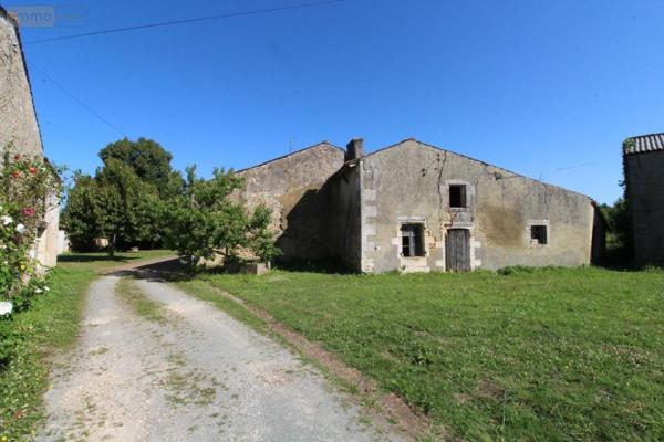 Maison à vendre à Brizambourg en Charente-Maritime (17770), ref : 17111-614