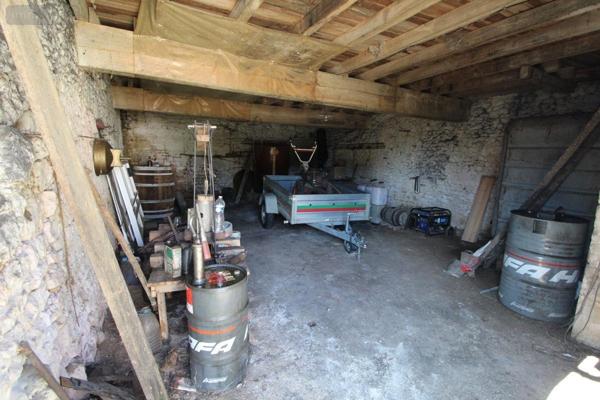 Maison à vendre à Brizambourg en Charente-Maritime (17770), ref : 17111-614