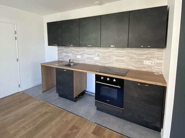 Appartement F4 très récent avec terrasses , Coulommiers Appartement F4 très récent avec terrasses , Coulommiers