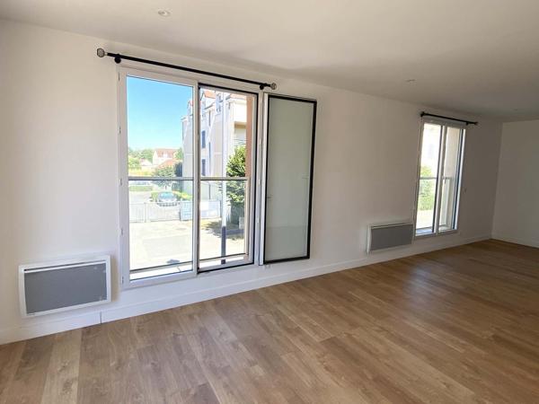 Appartement F4 très récent avec terrasses , Coulommiers Appartement F4 très récent avec terrasses , Coulommiers