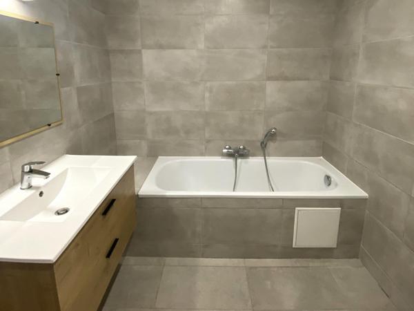 Appartement F4 très récent avec terrasses , Coulommiers Appartement F4 très récent avec terrasses , Coulommiers