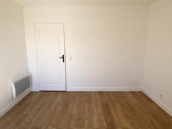 Appartement F4 très récent avec terrasses , Coulommiers Appartement F4 très récent avec terrasses , Coulommiers