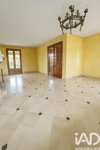 Maison à vendre 6 pièces 165 m² Le Mée-sur-Seine