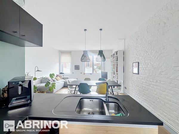 EXCLUSIVITÉ | À deux pas de Fives Cail – Appartement rénové avec terrasse. LILLE