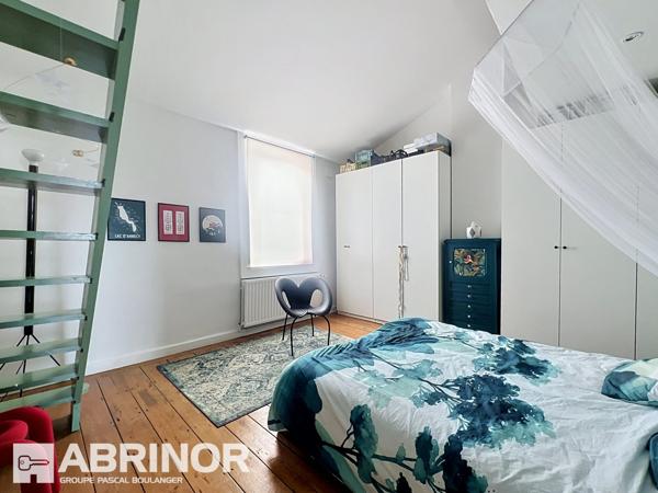 EXCLUSIVITÉ | À deux pas de Fives Cail – Appartement rénové avec terrasse. LILLE