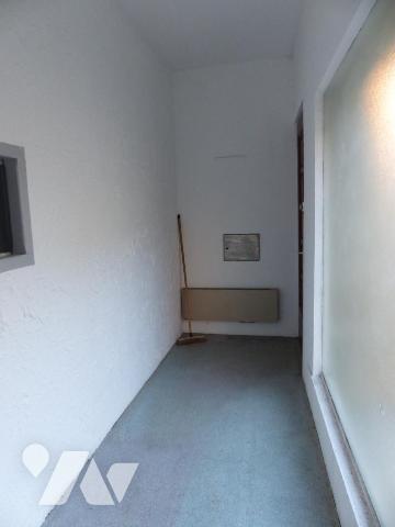 A VENDRE BUREAUX de 100m2 A RENOVER  par PLANTIER NOTAIRES à VERGEZE