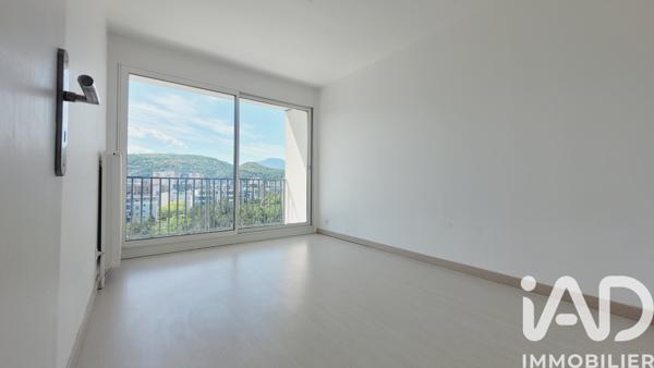 Appartement à vendre 4 pièces 74,76 m² Échirolles