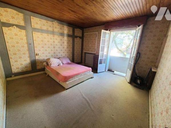 Maison de Village sur 3 niveaux.