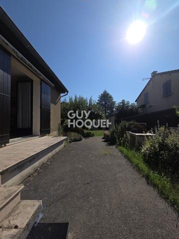 Maison de plain-pied à Capdenac-Gare - Confort, calme et proximité pour 140 000€ seulement !