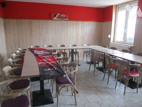 REGION SAINT OMER : A céder fonds de commerce et murs d'un café brasserie restaurant