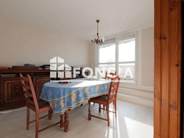 À vendre Appartement 6 pièces 109 m² - Dammarie-les-lys 77190