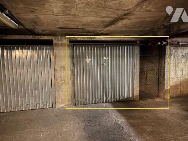 247 Rue Saint Jacques, large rampe, box fermé