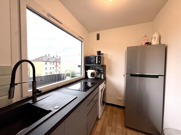 Livry-Gargan (93190) Studio meublé avec grand balcon