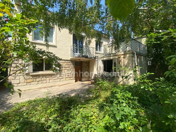 Gros potentiel – Maison 1950 avec jardin – À 2 min du métro Barbara