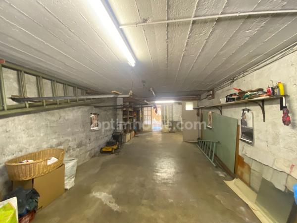 Gros potentiel – Maison 1950 avec jardin – À 2 min du métro Barbara