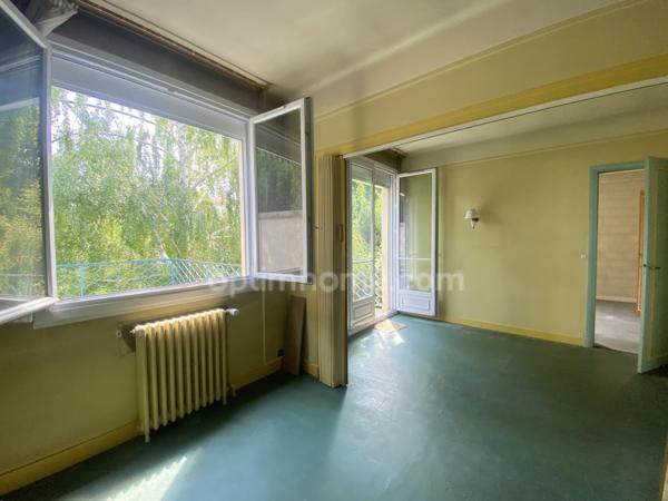 Gros potentiel – Maison 1950 avec jardin – À 2 min du métro Barbara