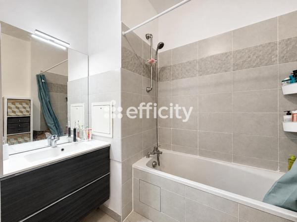 Appartement
         3 pièces
        - 62 m² Exclusivité 327 500 € *