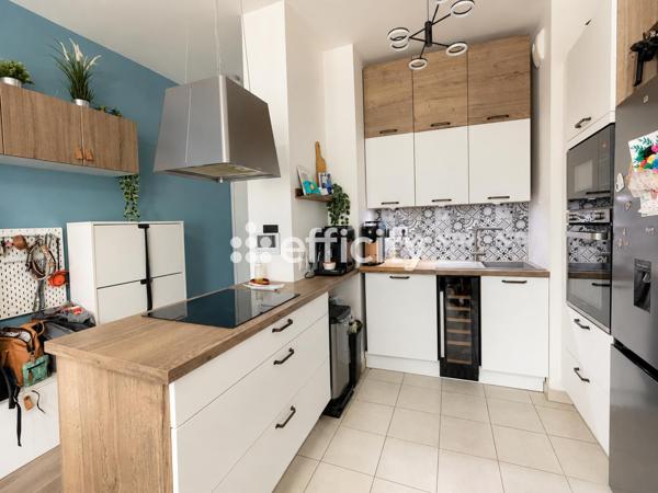 Appartement
         3 pièces
        - 62 m² Exclusivité 327 500 € *