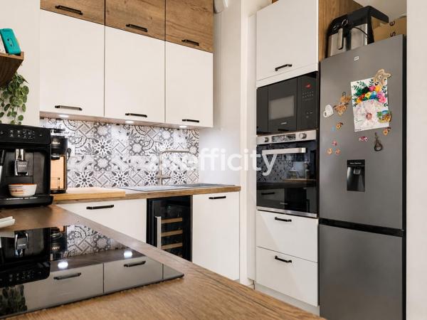 Appartement
         3 pièces
        - 62 m² Exclusivité 327 500 € *