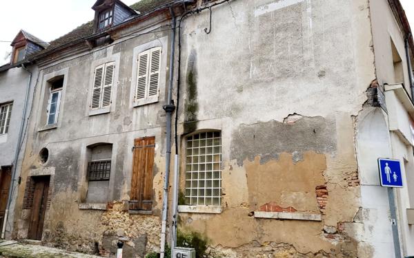 Maison à vendre    3 pièces • 85,96 m2 Châtillon-Coligny