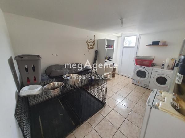 Maison à SAINT-JEAN-D'ANGELY, 17400 - 4 pièces 95m²