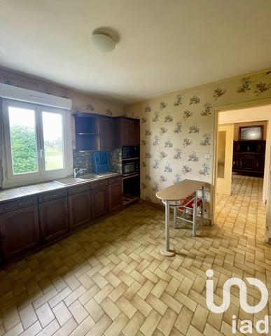 Maison traditionnelle 5 pièces de 117 m² à Plozévet (29710)