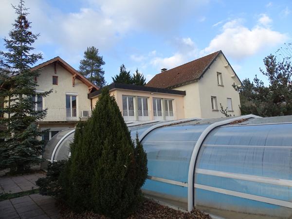 Maison Arc Les Gray 8 pièce(s) 234 m2