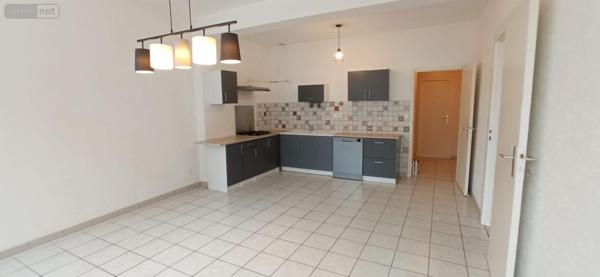 Appartement à louer à Langres en Haute-Marne (52200), ref : 52020-60