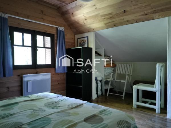 Maison de 79m²(56m² loi carrez) avec terrasse et jardin de 815m² cloturé et arborés