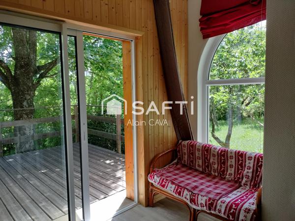 Maison de 79m²(56m² loi carrez) avec terrasse et jardin de 815m² cloturé et arborés