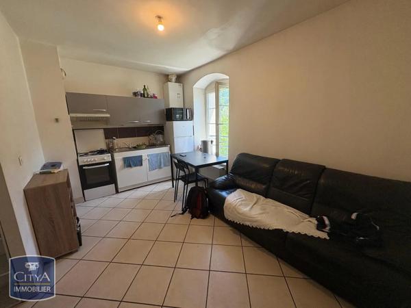 Appartement à louer 2 pièces 30.42m² Givors (69700)